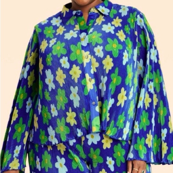 Sammy B x Target BHM  3X Pleated Blouse Top Blue Floral Crinkle Pleated NWT. - Picture 1 of 6